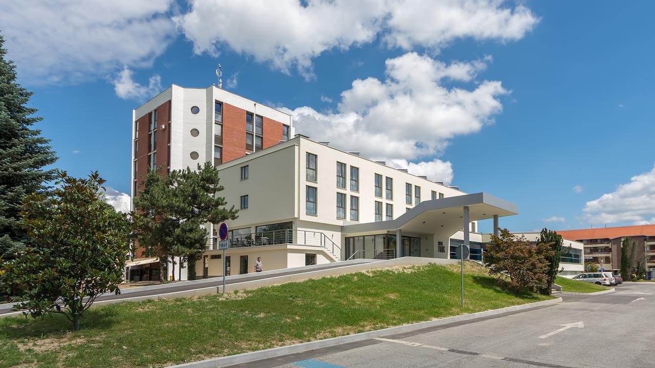 Čakovec Hotel Park מראה חיצוני תמונה